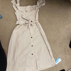 Size small beige mid length dress from Cupshe. Tags still on brand new.